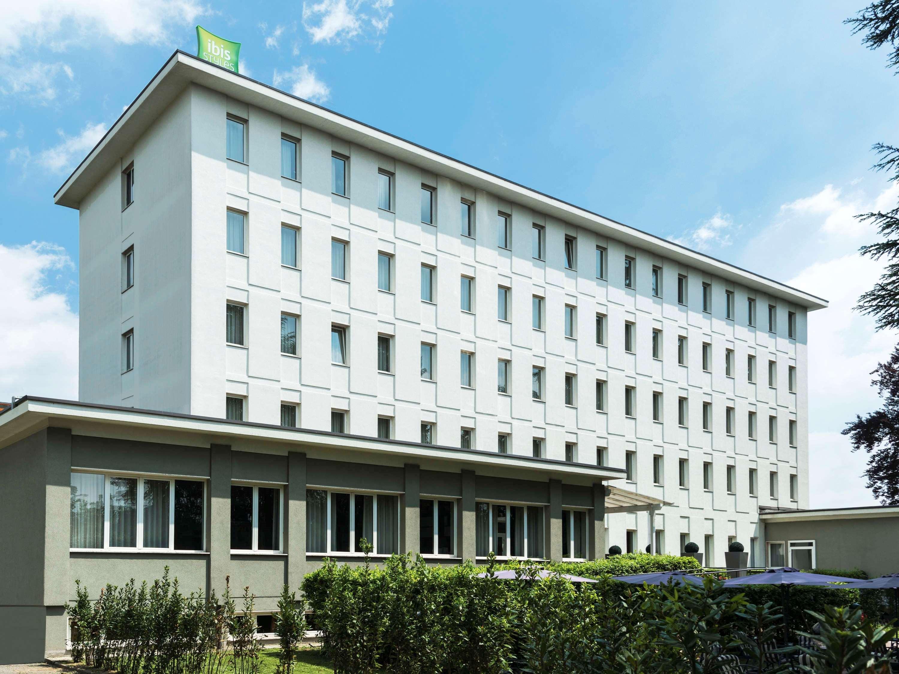 Bis Hotel Varese Exteriör bild