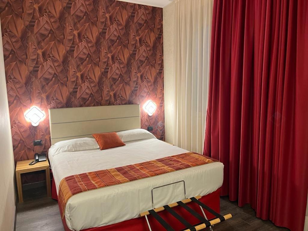 Bis Hotel Varese Exteriör bild