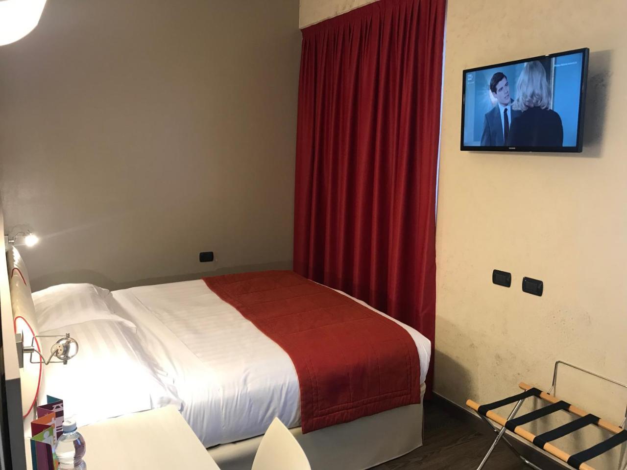 Bis Hotel Varese Exteriör bild
