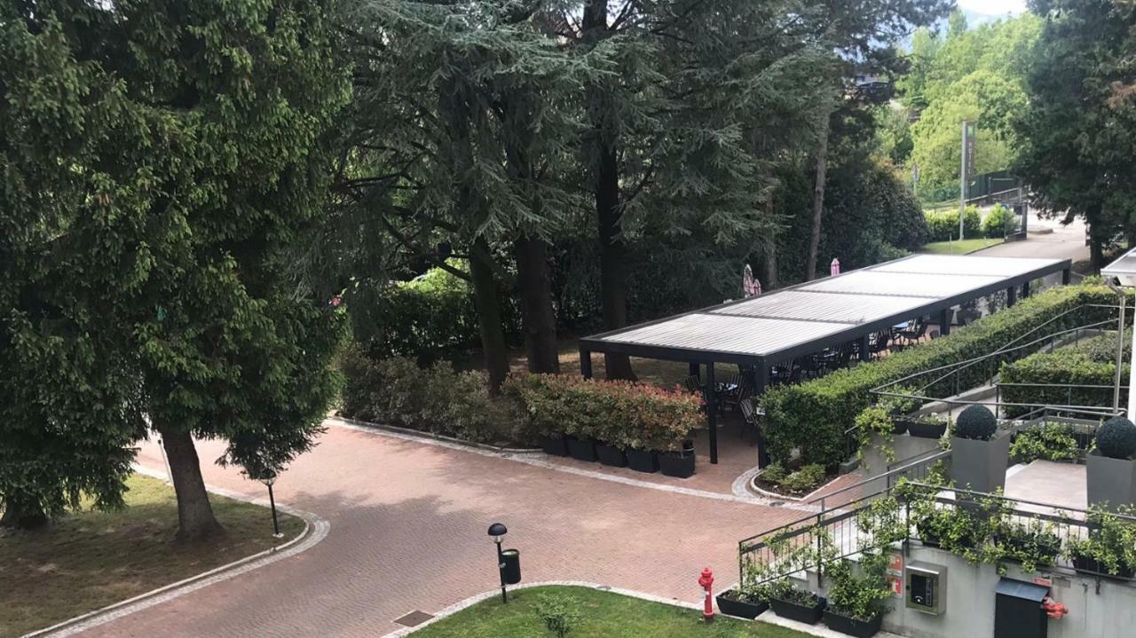 Bis Hotel Varese Exteriör bild
